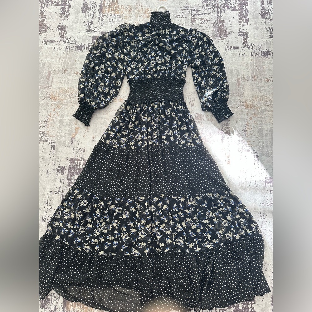 Erkan demiroglu dress